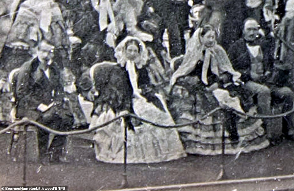 Entente cordiale avant 1904. Rare cliché de la visite de Napoléon III à Londres auprès de la reine Victoria - 1855.