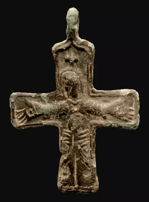 Croix découverte à Havreholm (Danemark) en 2000